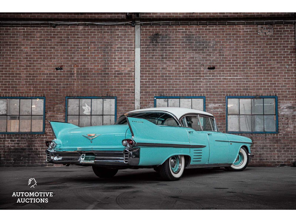 Cadillac Limousine De Ville V8 1958, DM-81-32