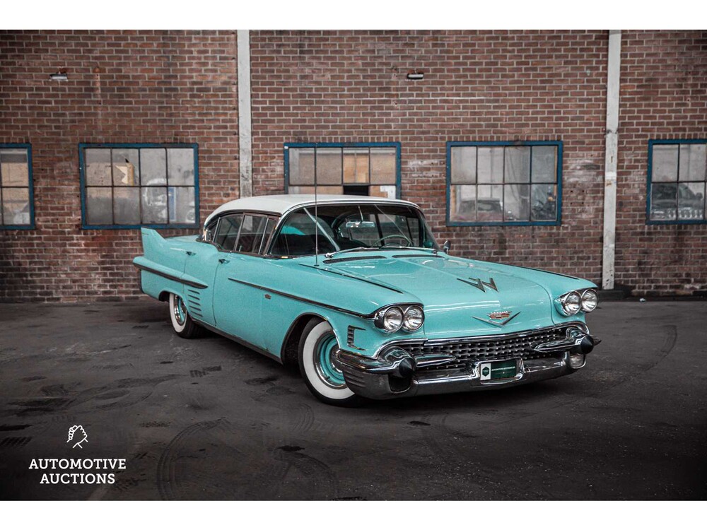 Cadillac Limousine De Ville V8 1958, DM-81-32