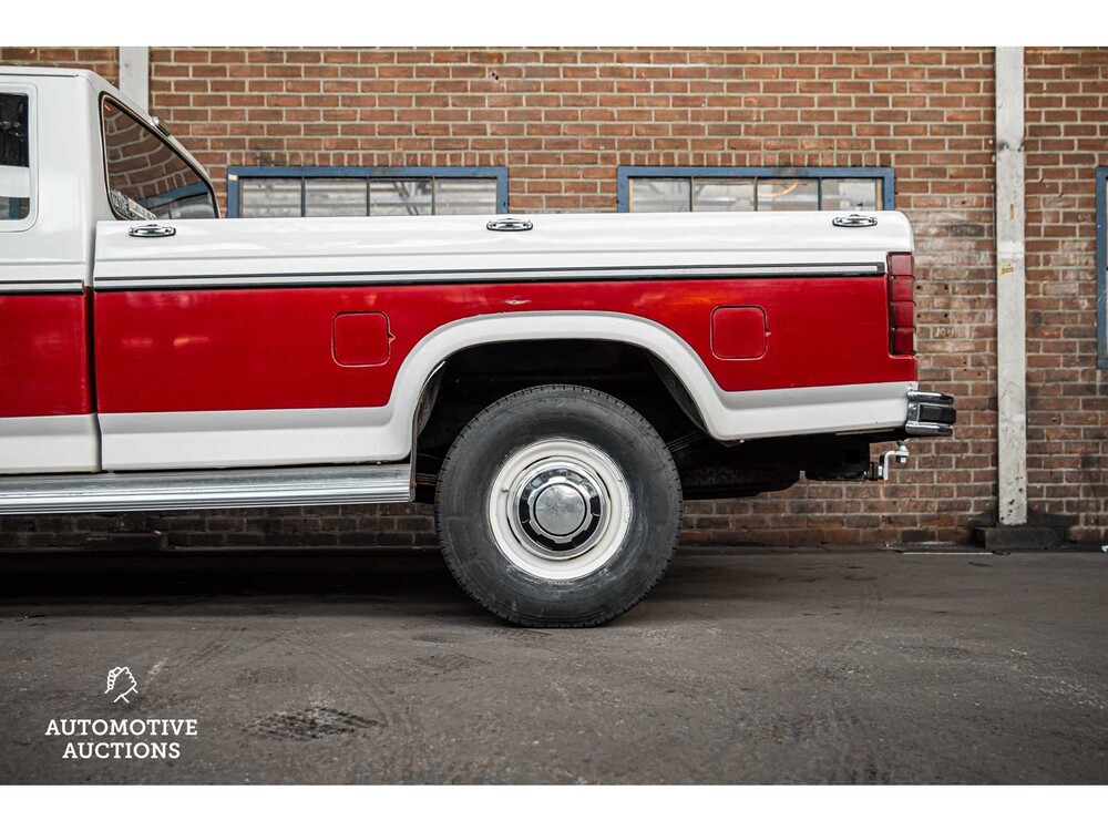 Ford F250 XLT 7.5 V8 Pick-Up Truck F-Series VII 228pk 1985, VVF-76-P