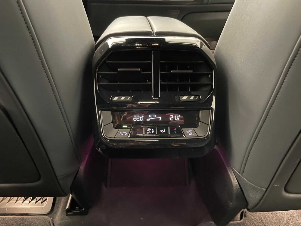 BMW iX xDrive40 High Executive 77 kWh I20 326PS 2021 ORIG-NL, N-370-HJ