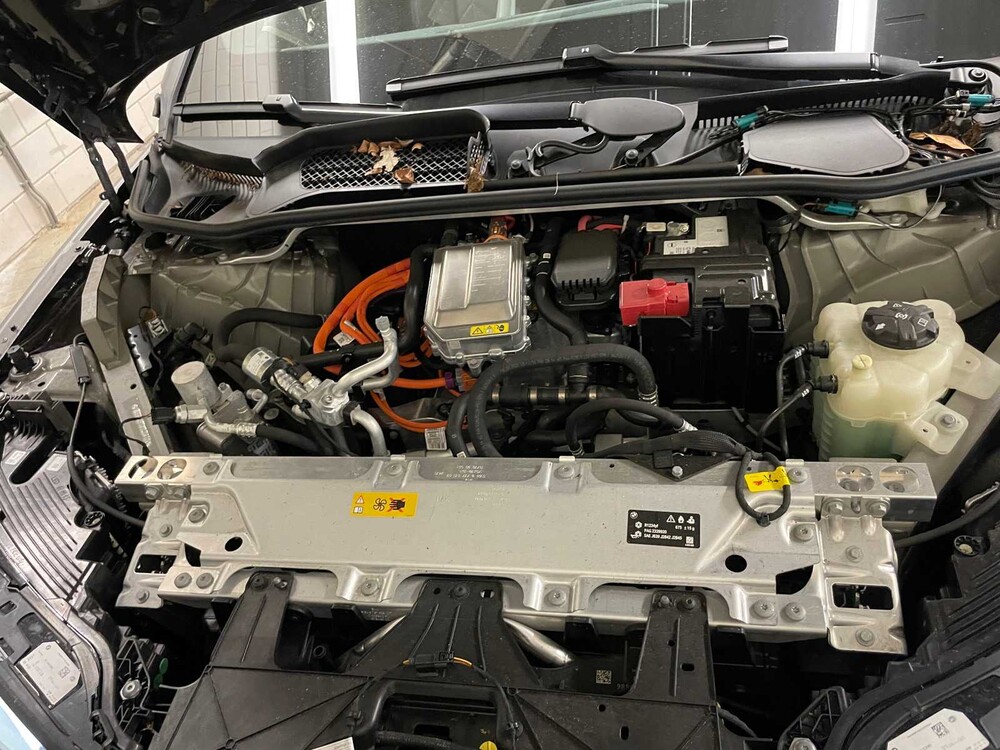 BMW iX xDrive40 High Executive 77 kWh I20 326PS 2021 ORIG-NL, N-370-HJ