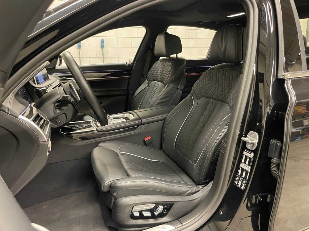 BMW 740d M-Sport xDrive High Executive G11 340PS 2022 ORIG-NL 7er, P-964-RZ