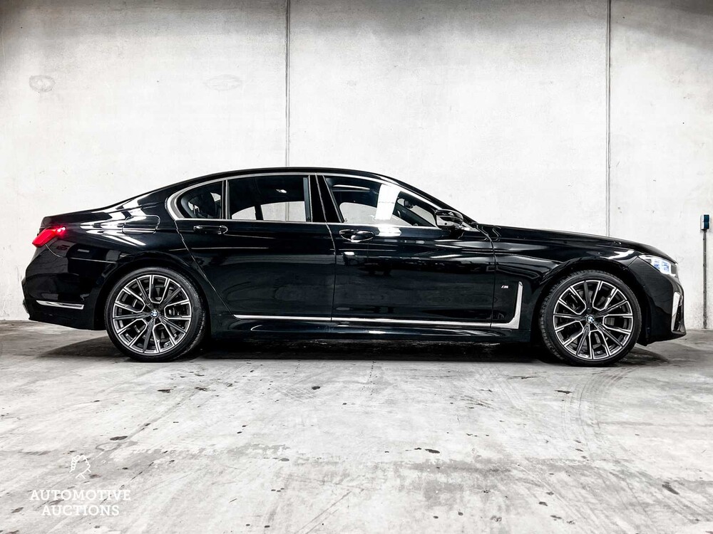 BMW 740d M-Sport xDrive High Executive G11 340PS 2022 ORIG-NL 7er, P-964-RZ