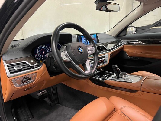BMW 730d High Executive G11 265pk 2018 7-serie, ZF-100-R