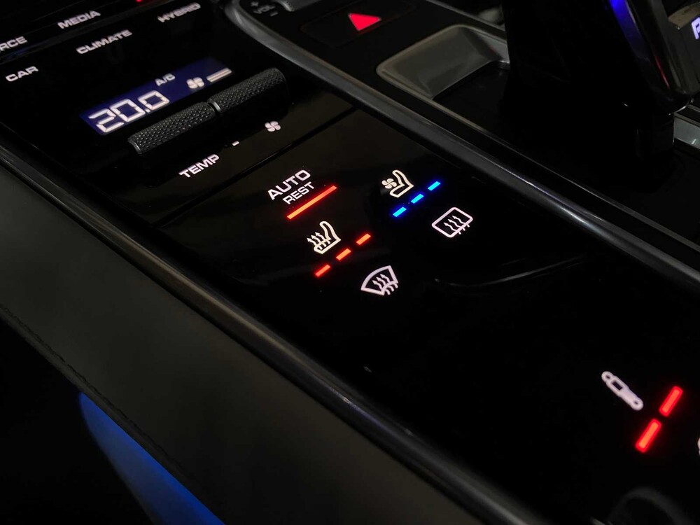 Porsche Panamera Sport Turismo Turbo S E-Hybrid 4.0 V8 680pk 2018, H-902-PP