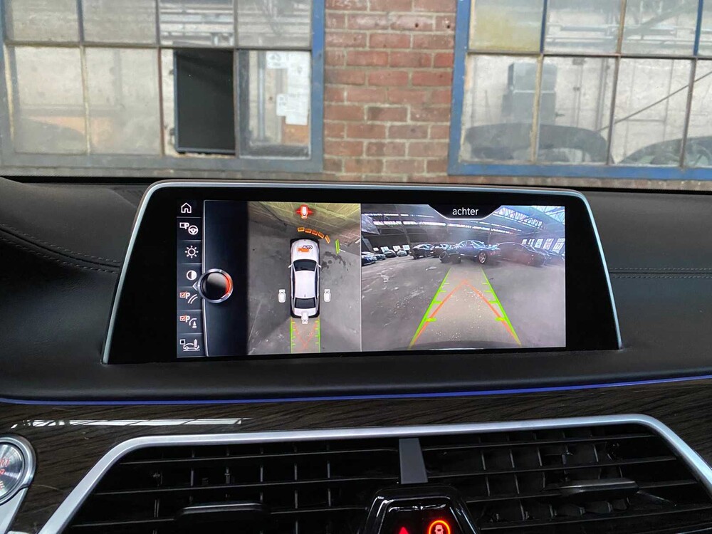 BMW 750Li M-Sport xDrive G12 449pk 2016 7-serie