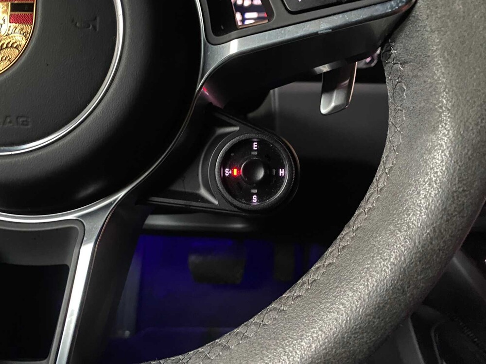 Porsche Cayenne Coupé E-Hybrid 3.0 V6 -CARBON EDITION- 462pk Sport-Chrono 2019 -ORIG. NL-, G-015-LR