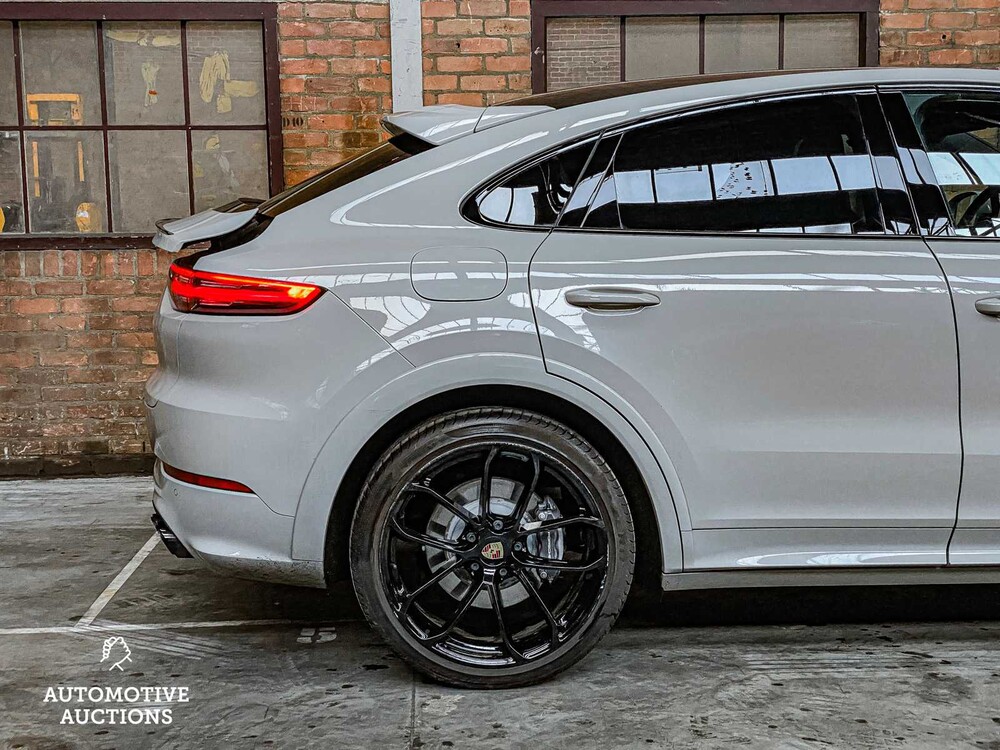 Porsche Cayenne Coupé E-Hybrid 3.0 V6 -CARBON EDITION- 462pk Sport-Chrono 2019 -ORIG. NL-, G-015-LR