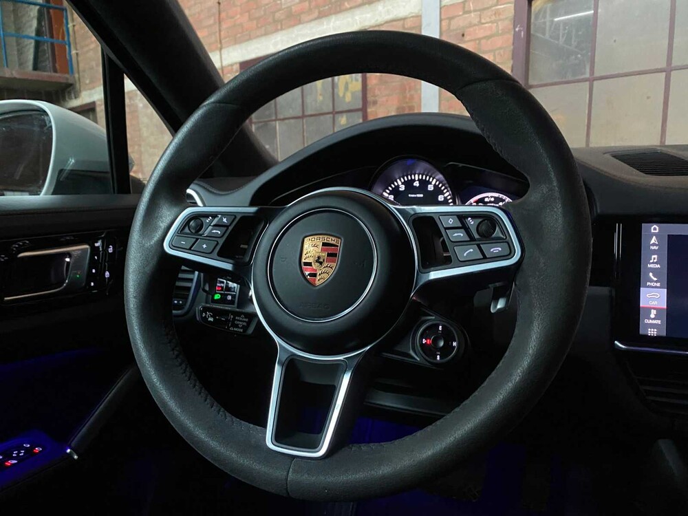 Porsche Cayenne Coupé E-Hybrid 3.0 V6 -CARBON EDITION- 462pk Sport-Chrono 2019 -ORIG. NL-, G-015-LR