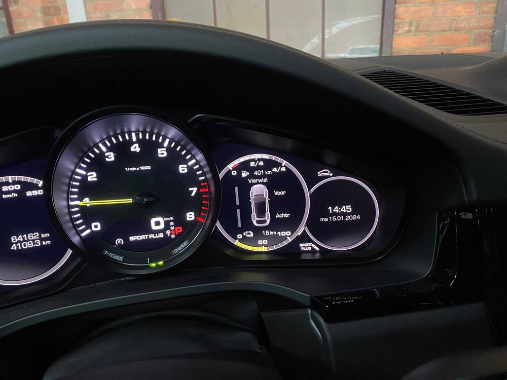 Porsche Cayenne Coupé E-Hybrid 3.0 V6 -CARBON EDITION- 462pk Sport-Chrono 2019 -ORIG. NL-, G-015-LR