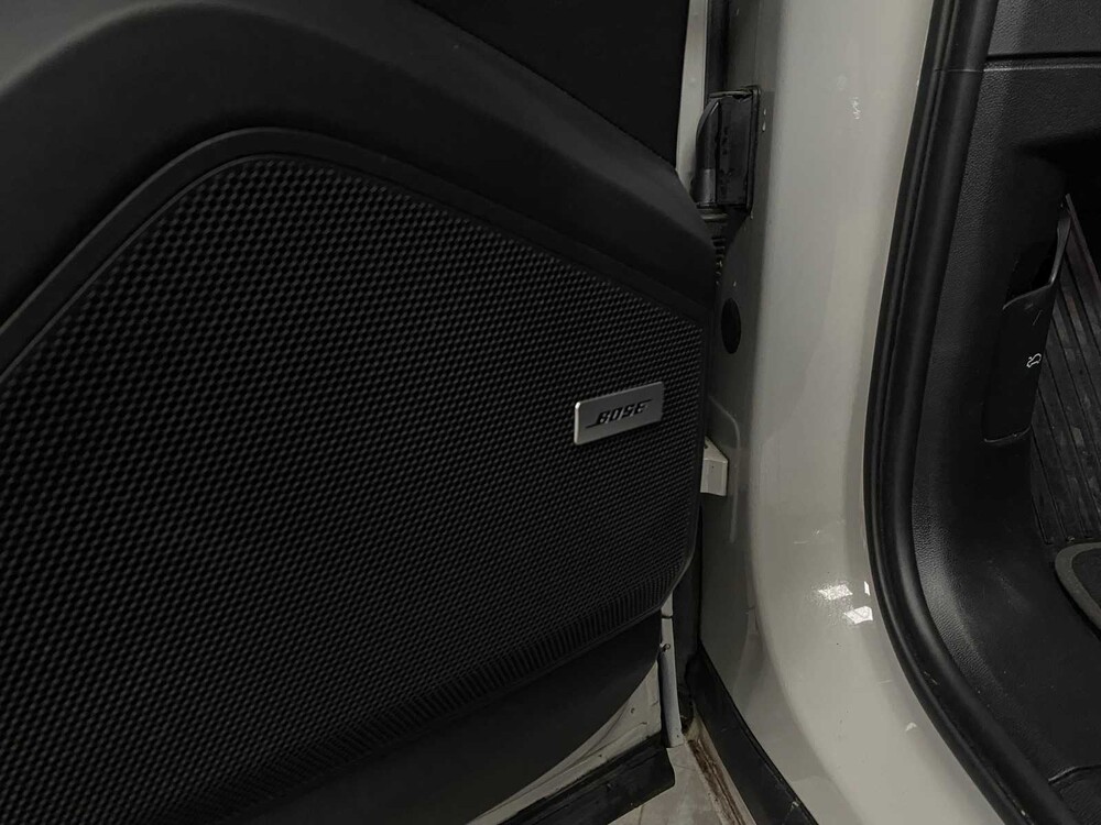 Porsche Cayenne Coupé E-Hybrid 3.0 V6 -CARBON EDITION- 462pk Sport-Chrono 2019 -ORIG. NL-, G-015-LR