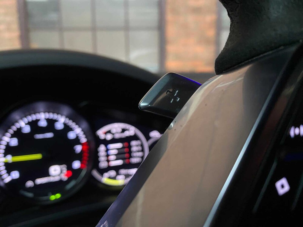 Porsche Cayenne Coupé E-Hybrid 3.0 V6 -CARBON EDITION- 462pk Sport-Chrono 2019 -ORIG. NL-, G-015-LR