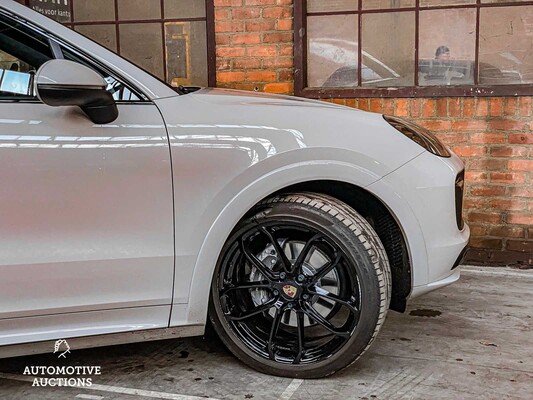 Porsche Cayenne Coupé E-Hybrid 3.0 V6 -CARBON EDITION- 462PS Sport-Chrono 2019 -ORIG. NL-, G-015-LR