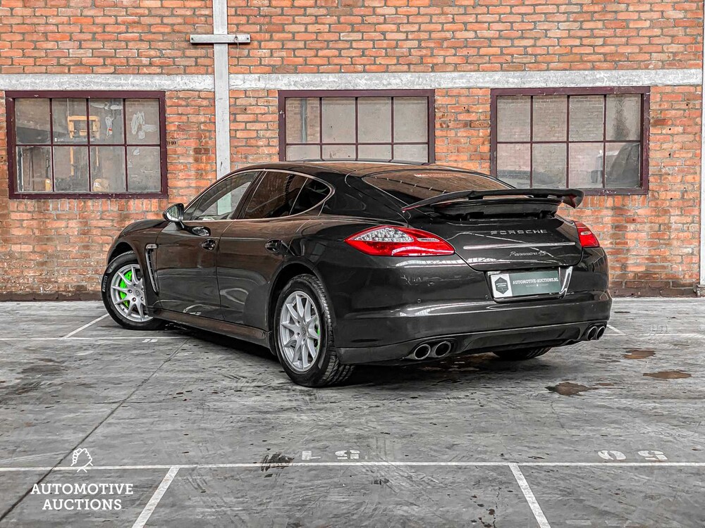Porsche Panamera 4S 4.8 V8 400pk 2010