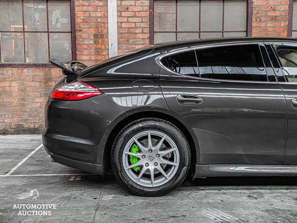 Porsche Panamera 4S 4.8 V8 400pk 2010