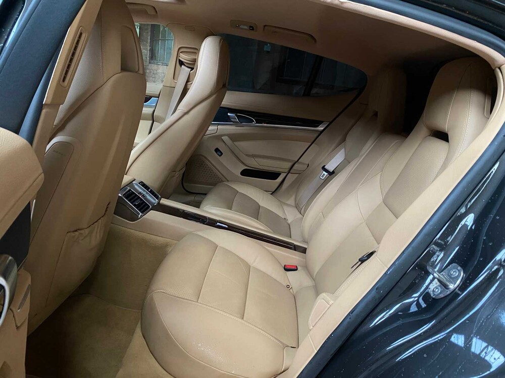 Porsche Panamera 4S 4.8 V8 400pk 2010