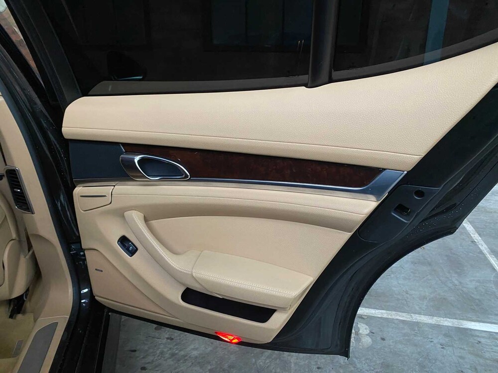 Porsche Panamera 4S 4.8 V8 400pk 2010