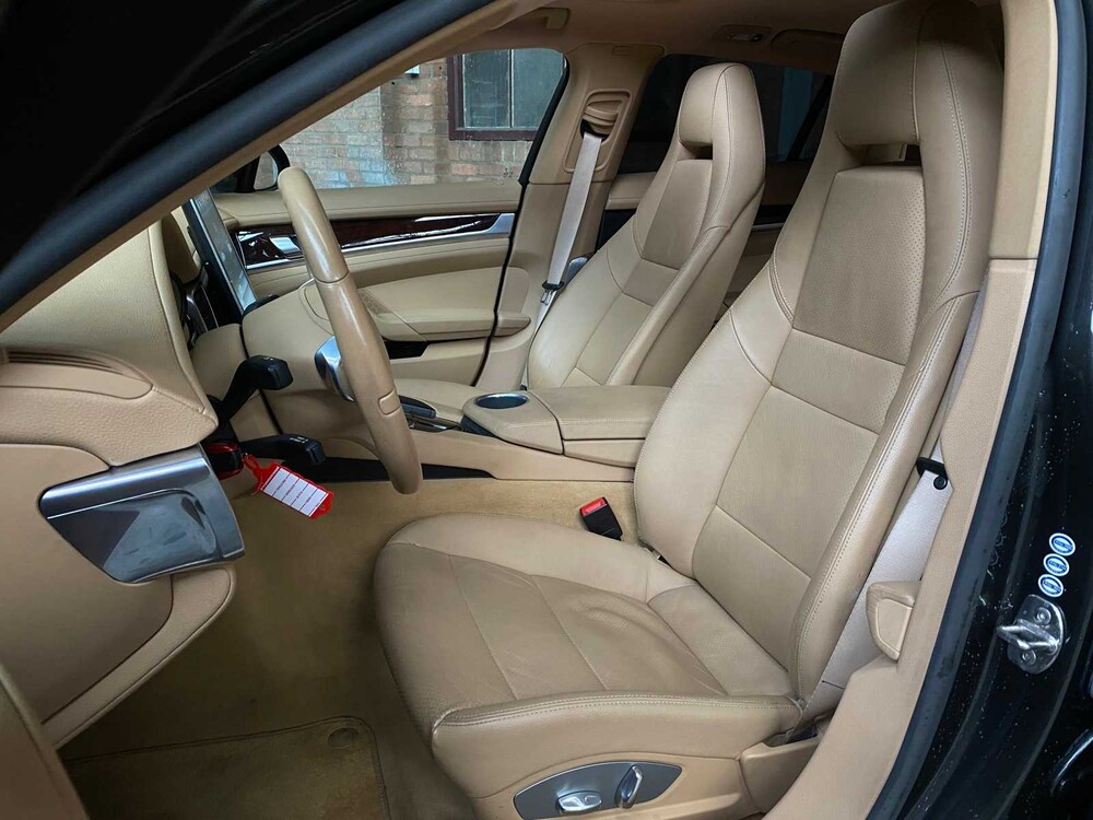 Porsche Panamera 4S 4.8 V8 400pk 2010