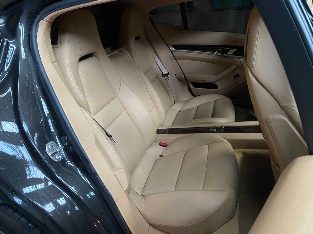 Porsche Panamera 4S 4.8 V8 400pk 2010