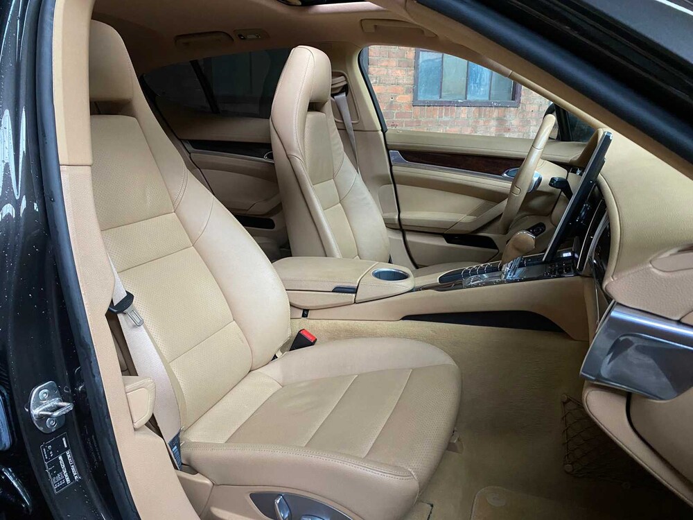 Porsche Panamera 4S 4.8 V8 400pk 2010