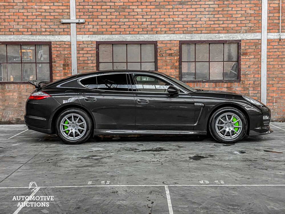 Porsche Panamera 4S 4.8 V8 400pk 2010
