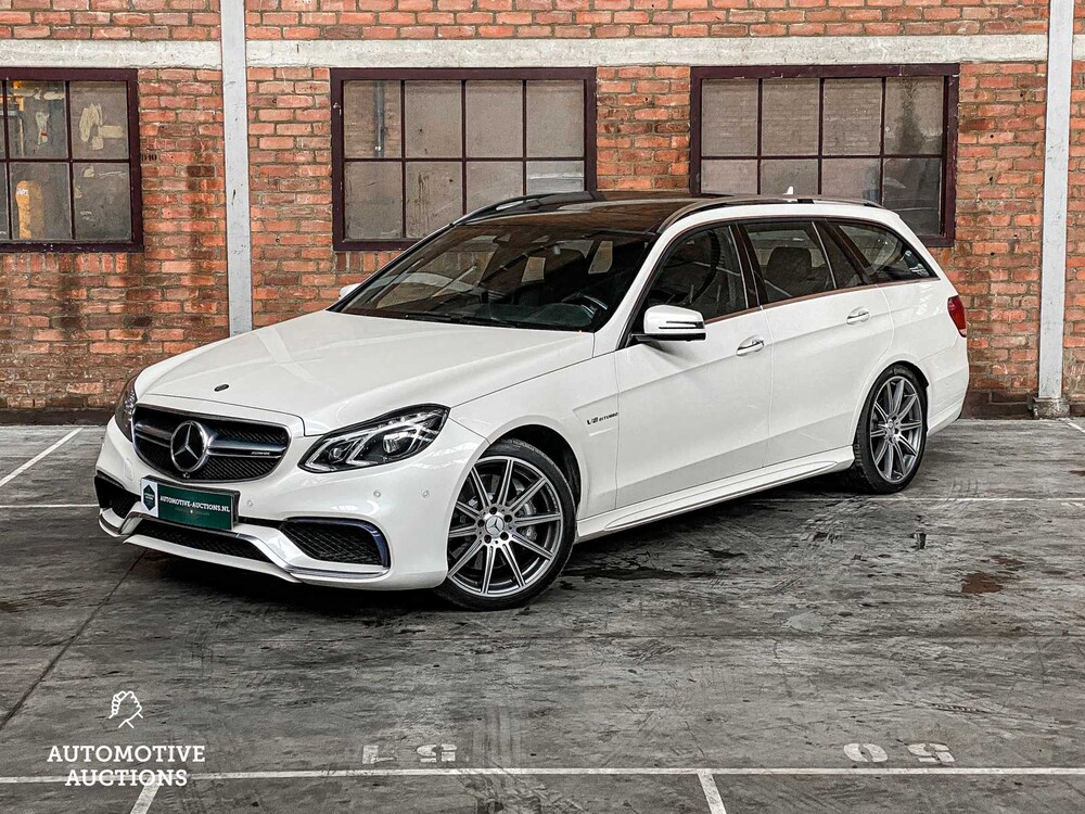 Mercedes-Benz E63 Kombi AMG 5.5 V8 4Matic E-Klasse 557PS 2015 ORIG-NL, 2-ZFK-64