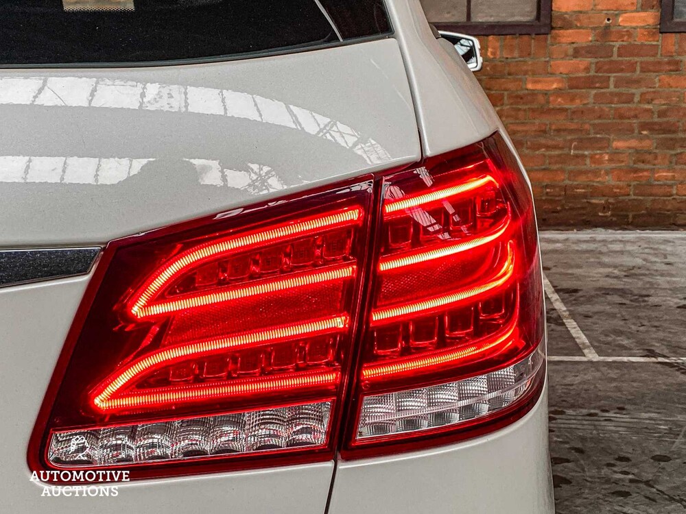 Mercedes-Benz E63 Estate AMG 5.5 V8 4Matic E-Klasse 557pk 2015 ORIG-NL, 2-ZFK-64