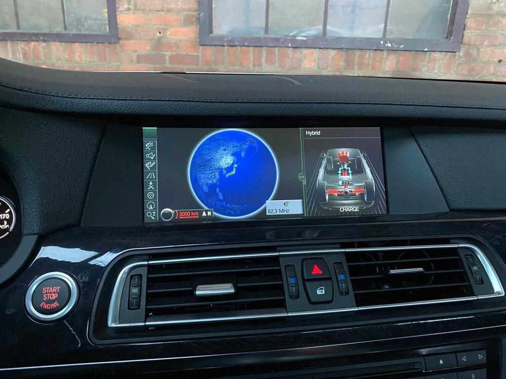 BMW ActiveHybrid7 4.4 V8 465pk 2010