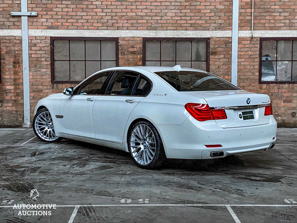 BMW ActiveHybrid7 4.4 V8 465pk 2010