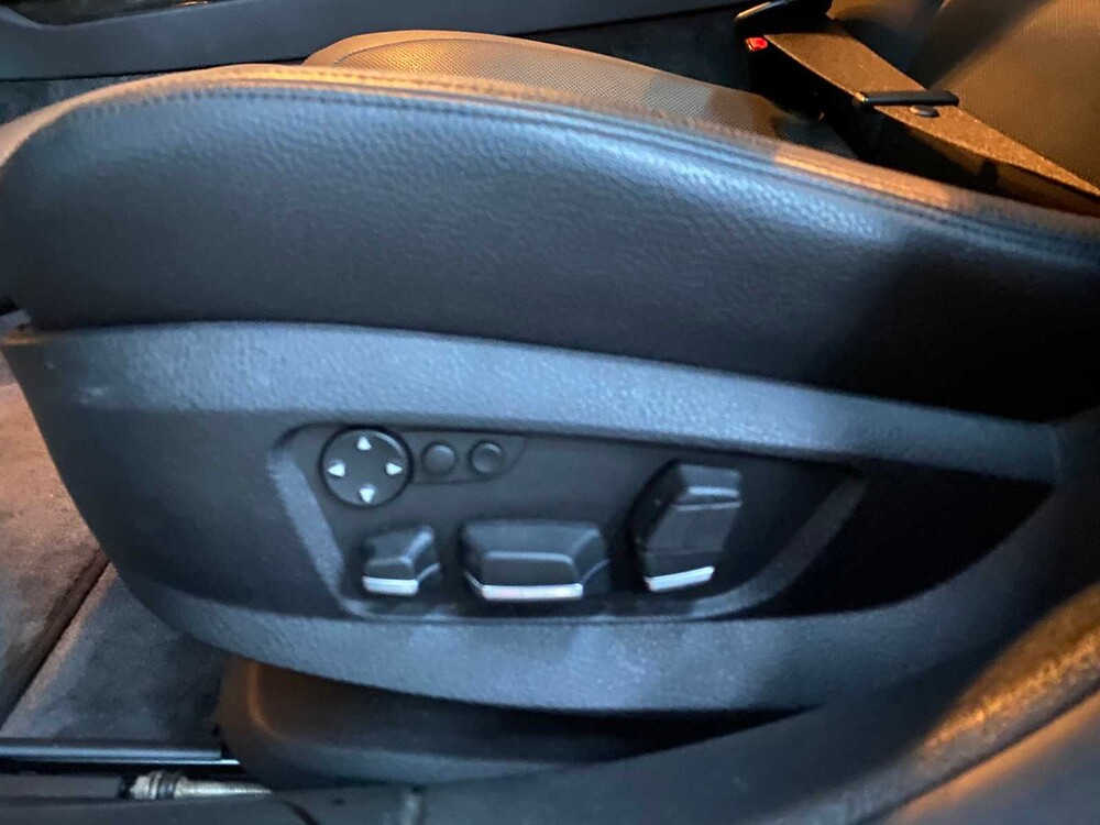 BMW ActiveHybrid7 4.4 V8 465pk 2010