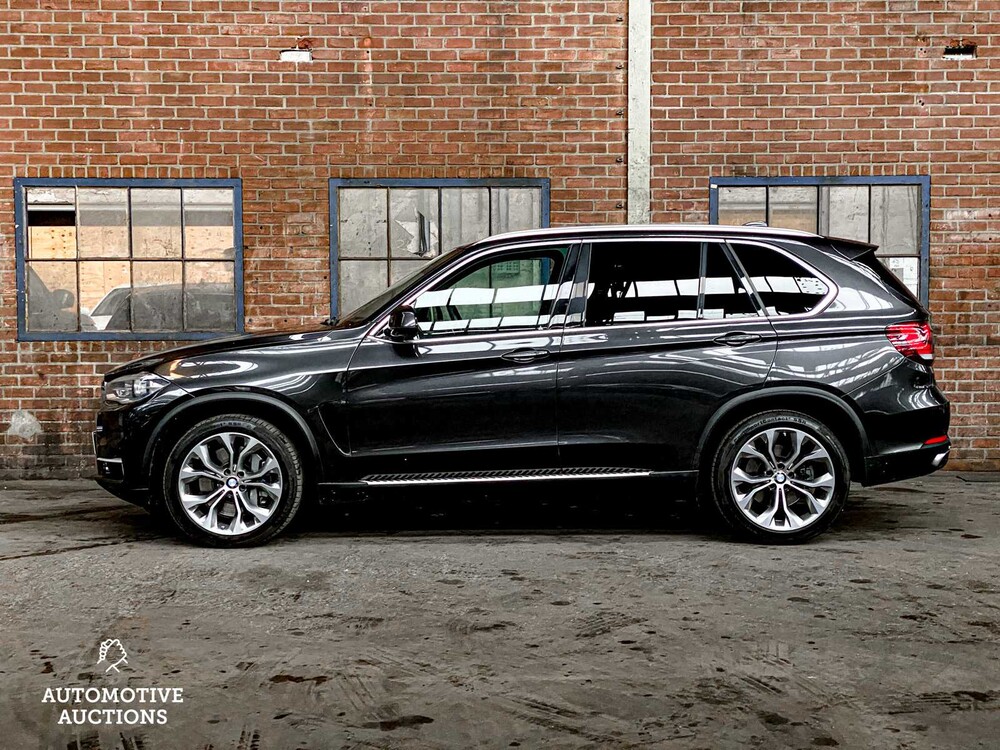BMW X5 xDrive50i High Executive F15 449pk 2014, XX-057-V