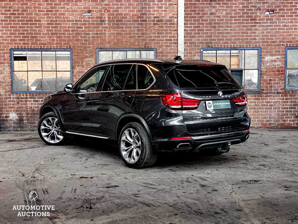 BMW X5 xDrive50i High Executive F15 449pk 2014, XX-057-V