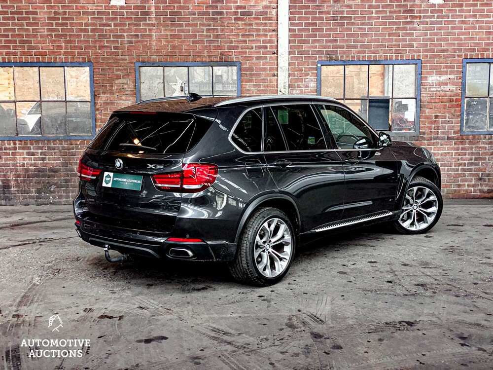 BMW X5 xDrive50i High Executive F15 449pk 2014, XX-057-V