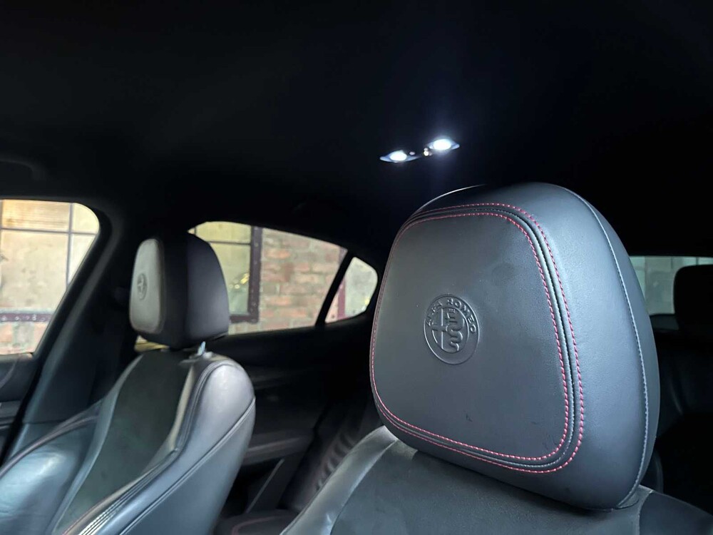 Alfa Romeo Stelvio QUADRIFOGLIO 2.9 V6 -FERRARI ENGINE- AWD 510pk 2018, L-684-LG