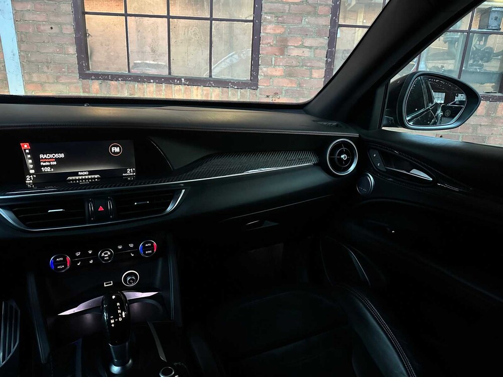 Alfa Romeo Stelvio QUADRIFOGLIO 2.9 V6 -FERRARI ENGINE- AWD 510pk 2018, L-684-LG