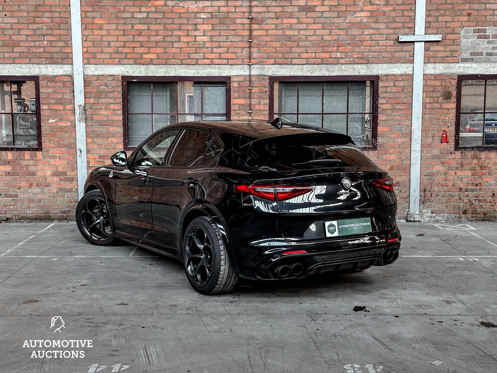 Alfa Romeo Stelvio QUADRIFOGLIO 2.9 V6 -FERRARI ENGINE- AWD 510pk 2018, L-684-LG