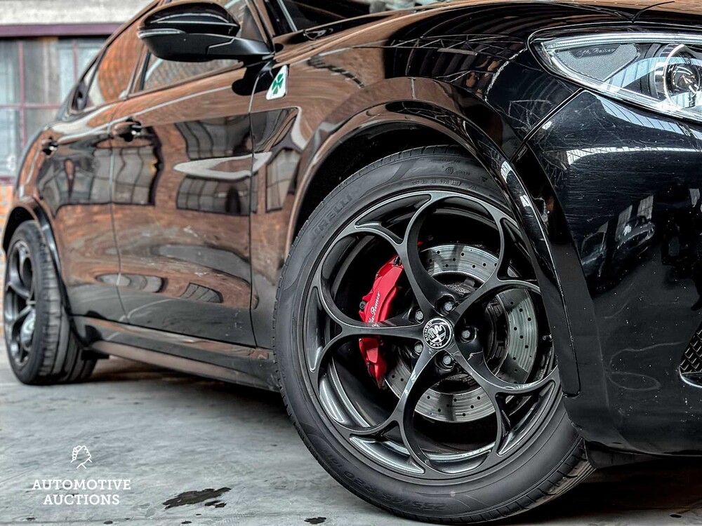 Alfa Romeo Stelvio QUADRIFOGLIO 2.9 V6 -FERRARI ENGINE- AWD 510pk 2018, L-684-LG