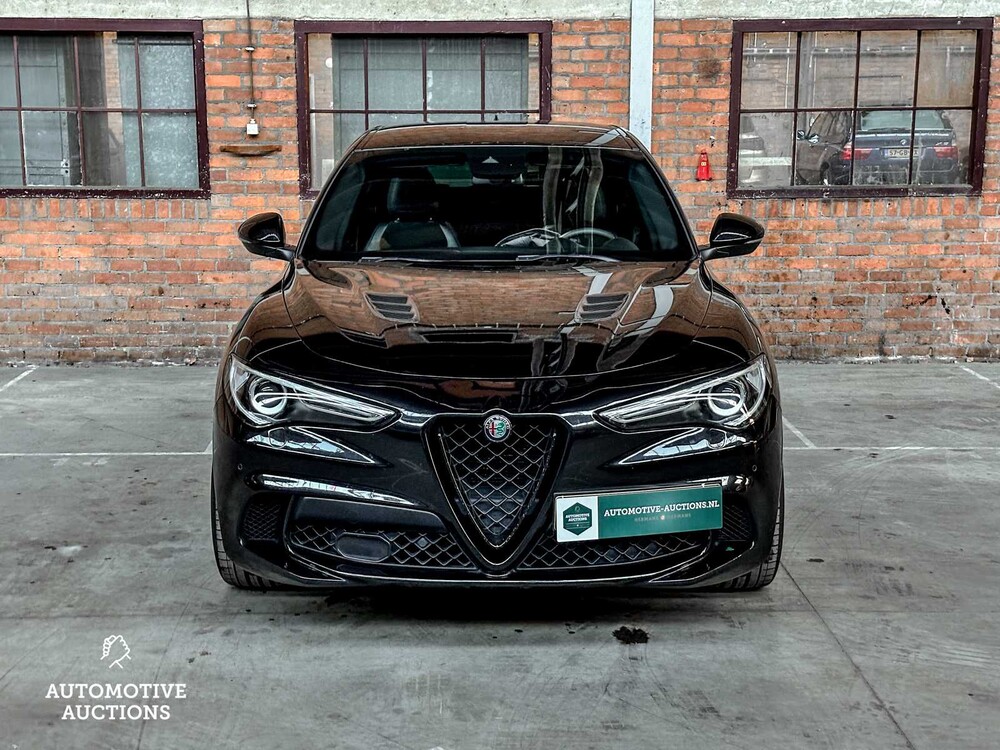 Alfa Romeo Stelvio QUADRIFOGLIO 2.9 V6 -FERRARI ENGINE- AWD 510pk 2018, L-684-LG