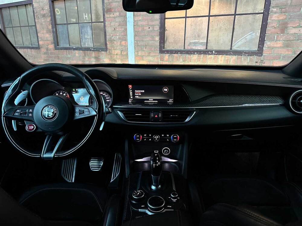 Alfa Romeo Stelvio QUADRIFOGLIO 2.9 V6 -FERRARI ENGINE- AWD 510pk 2018, L-684-LG