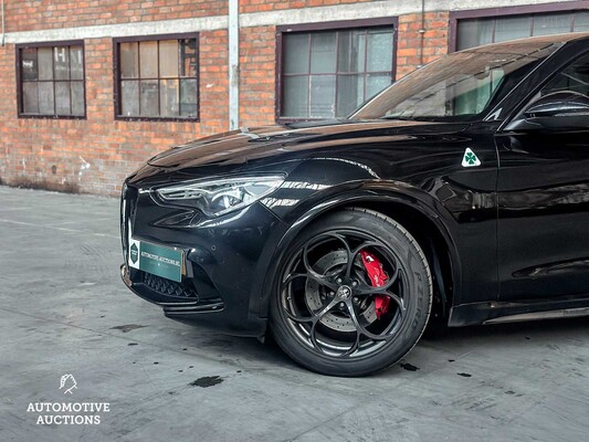 Alfa Romeo Stelvio QUADRIFOGLIO 2.9 V6 -FERRARI ENGINE- AWD 510hp 2018, L-684-LG