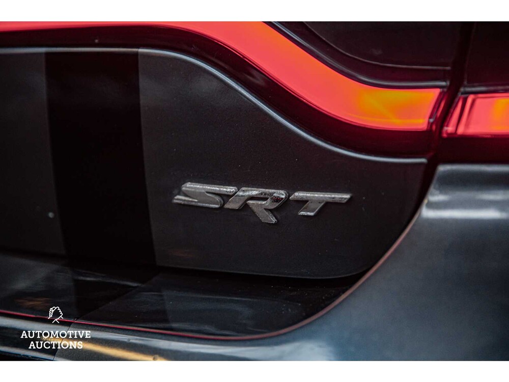 Dodge Charger SRT 5.7 V8 373pk 2016