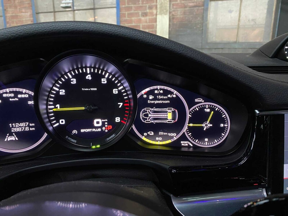 Porsche Panamera 4 E-Hybrid 2.9 V8 462pk Sport-Chrono 2018, L-650-GT