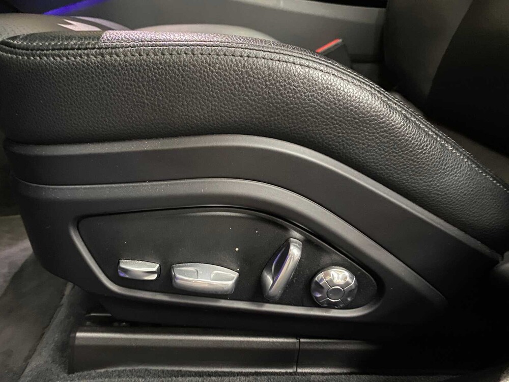 Porsche Panamera 4 E-Hybrid 2.9 V8 462pk Sport-Chrono 2018, L-650-GT