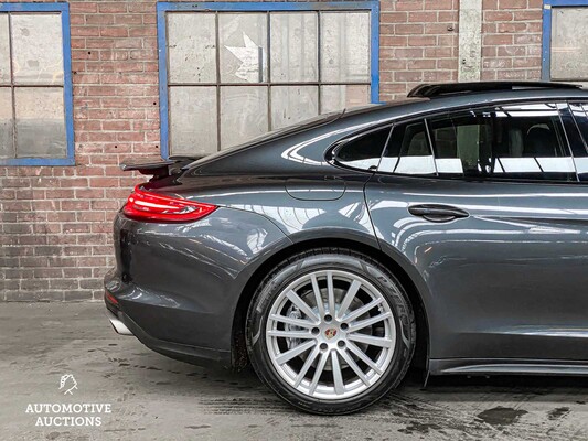 Porsche Panamera 4 E-Hybrid 2.9 V8 462hp Sport-Chrono 2018, L-650-GT