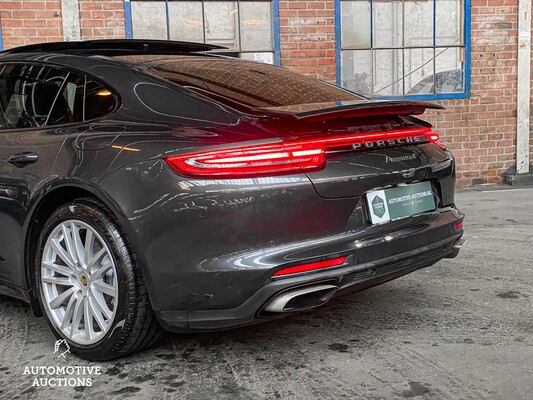 Porsche Panamera 4 E-Hybrid 2.9 V8 462hp Sport-Chrono 2018, L-650-GT