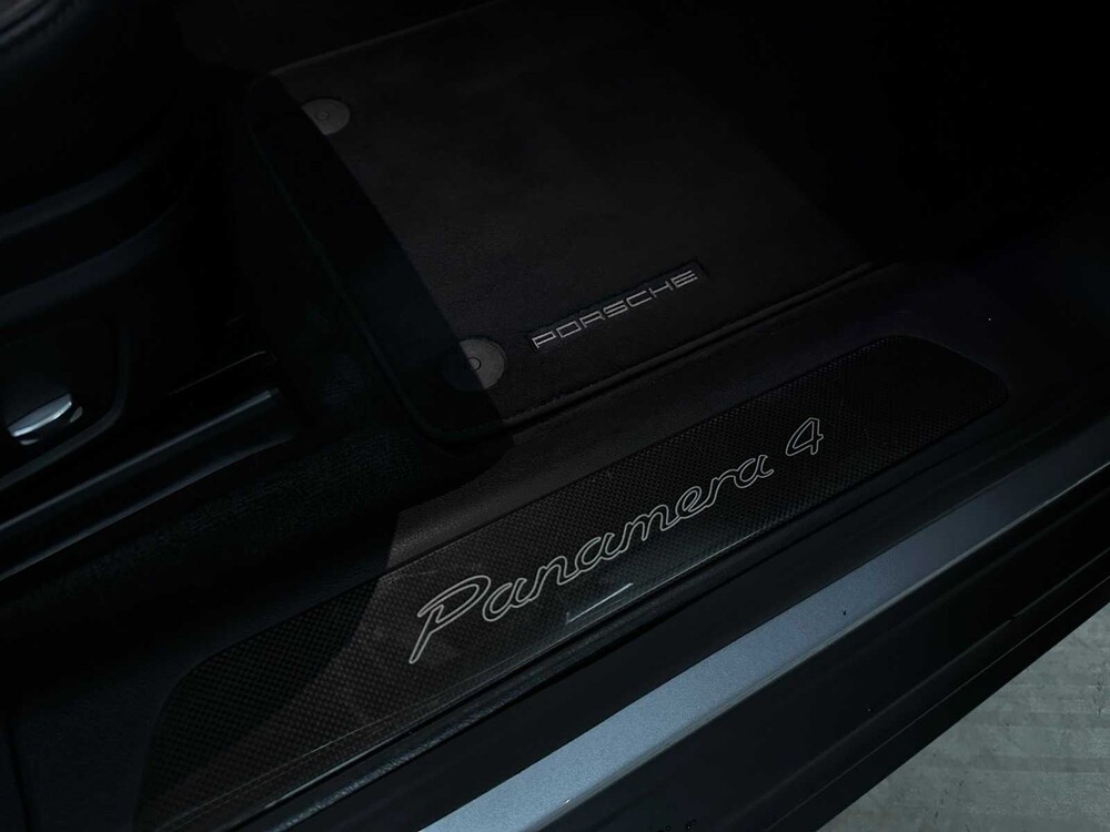 Porsche Panamera 4 E-Hybrid Executive 2.9 V6 Sport-Chrono 462pk NIEUW-MODEL 2017 -ORIG. NL-, PG-155-F
