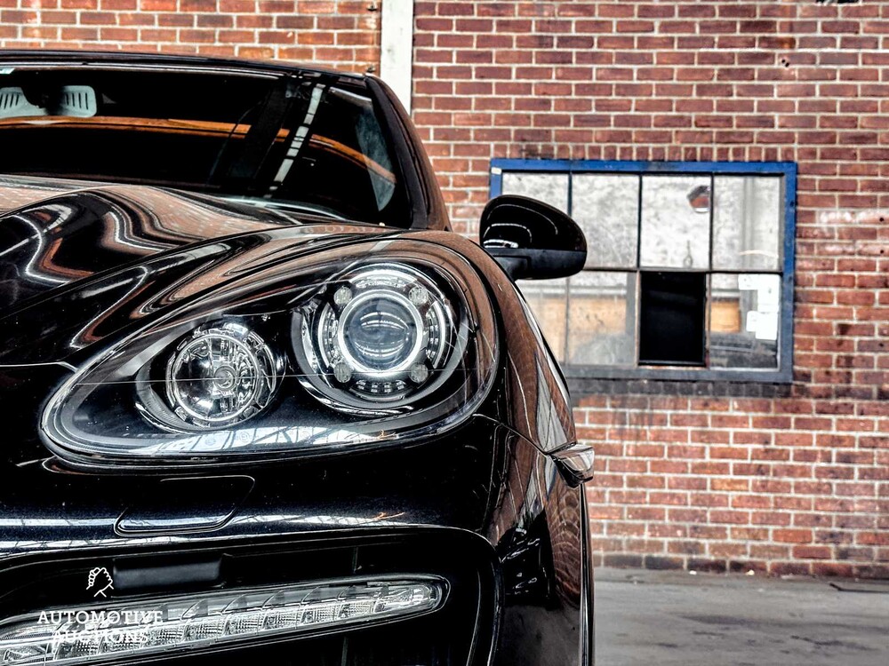 Porsche Cayenne Turbo 4.8 V8 500pk 2012