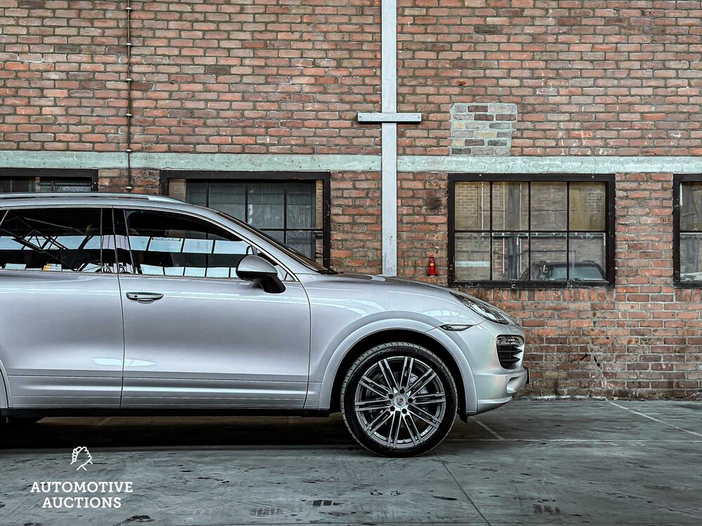 Porsche Cayenne S 4.8 V8 400pk 2012 -ORIG. NL-, 38-TTS-1