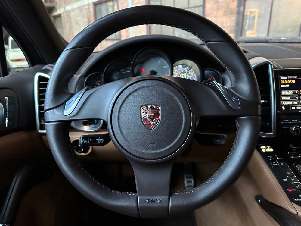 Porsche Cayenne S 4.8 V8 400pk 2012 -ORIG. NL-, 38-TTS-1