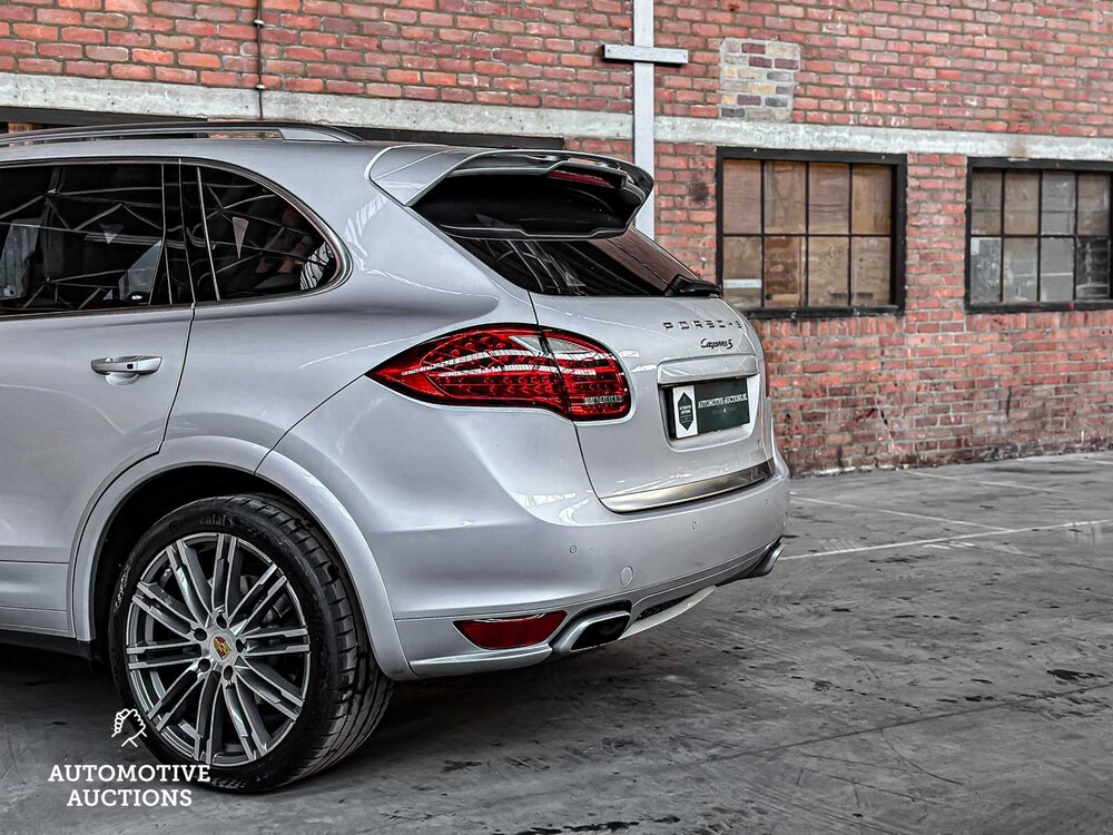 Porsche Cayenne S 4.8 V8 400pk 2012 -ORIG. NL-, 38-TTS-1